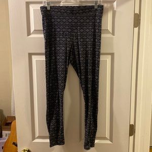 PINK Aztec-print gray & black leggings
